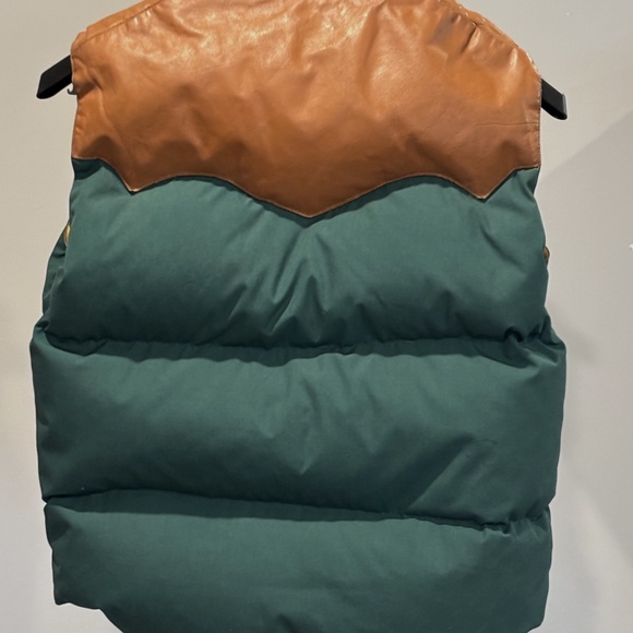 Vintage '70's Goose Down Vest, Canadian Trail, Made in Winnipeg, Men's Sm-Med - Picture 3 of 7